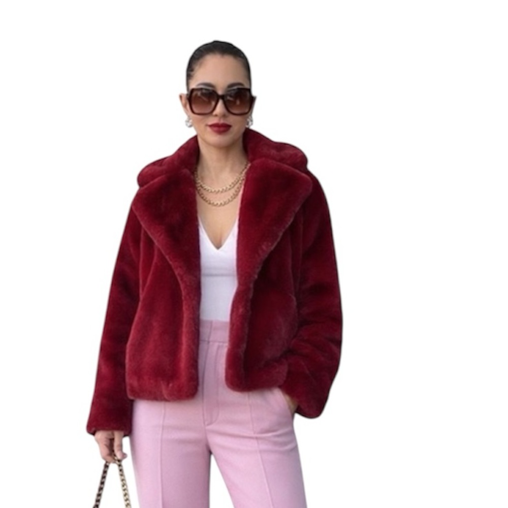 Camila Coelho Faux Fur Coat Burgundy Deep Red Size: Medium - Picture 9 of 9